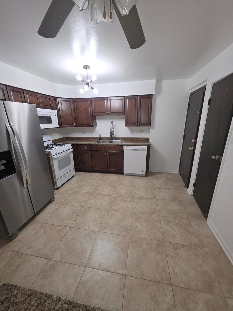 111 BOARDWALK Street #GW, Elk Grove Village, IL