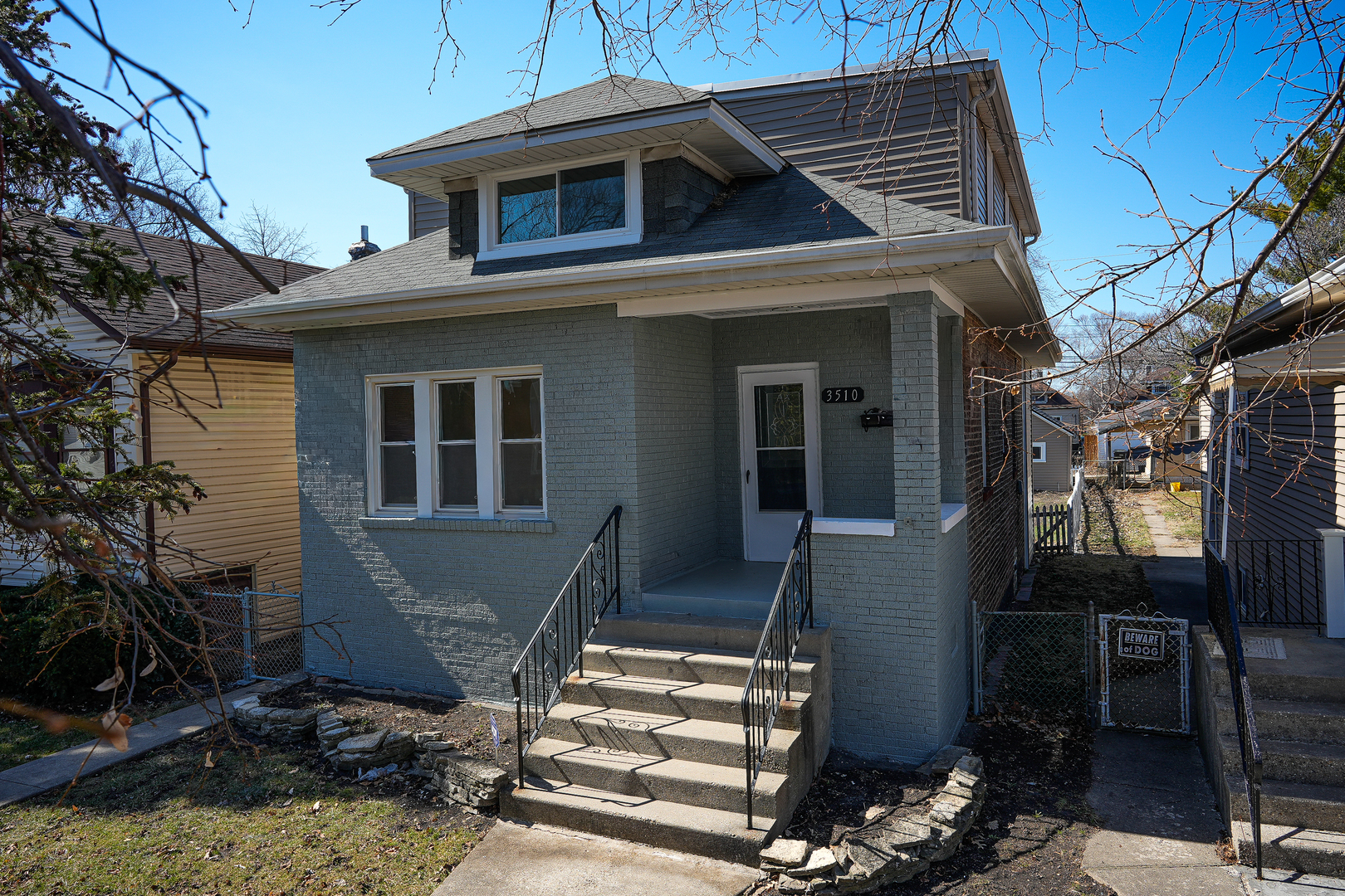 3510 N Oketo Avenue, Chicago, IL