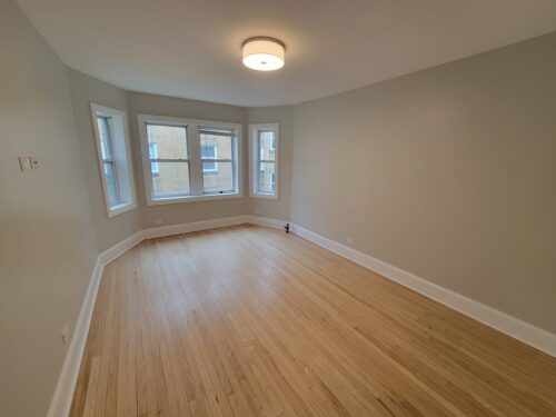 6430 N Richmond Street #2W, Chicago, IL