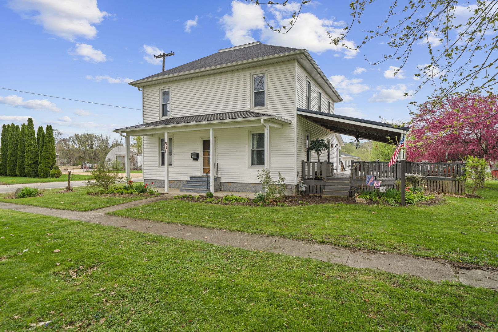 501 S 1st Street, Oregon, IL