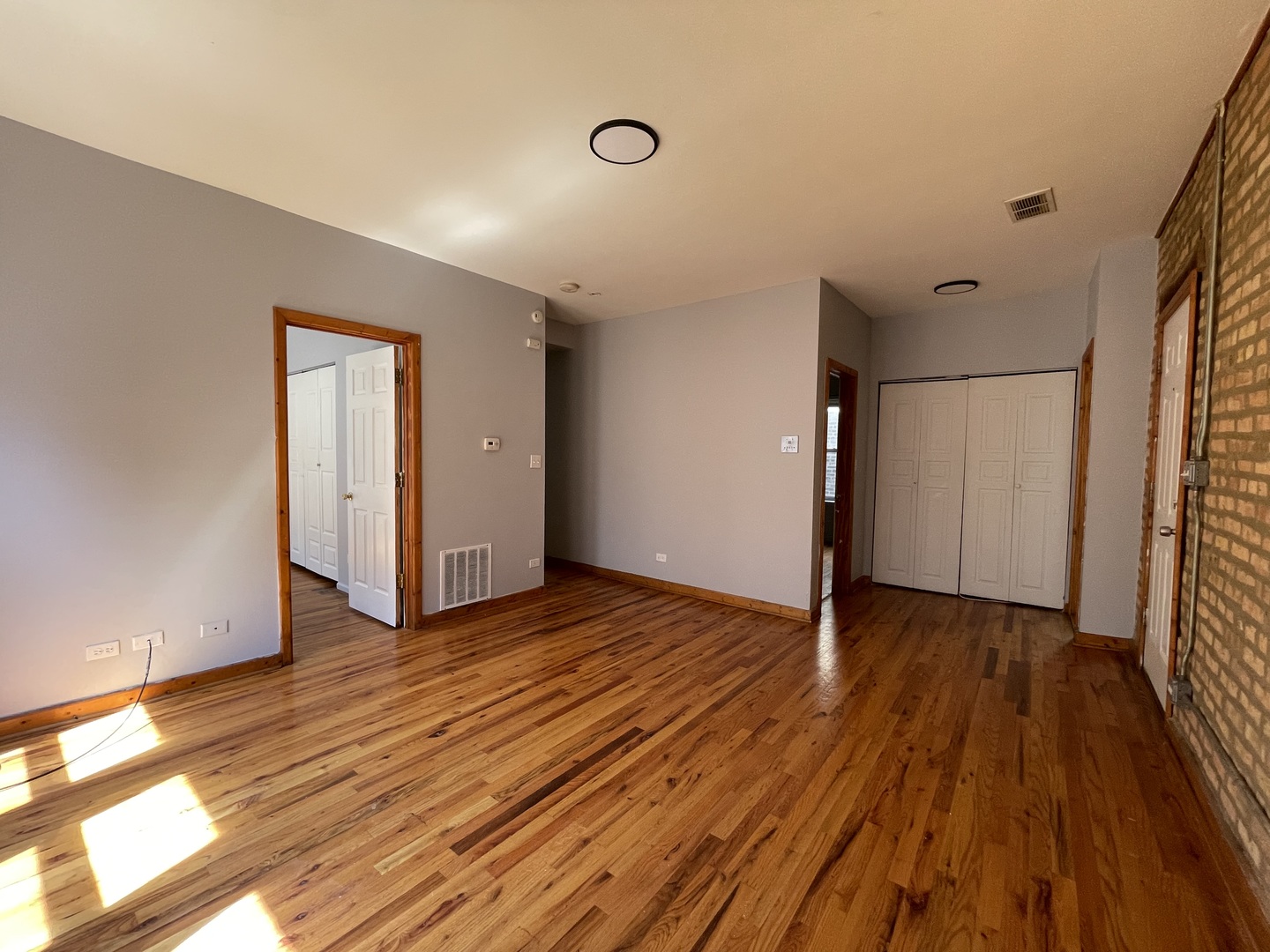 1160 N HARDING Avenue #2, Chicago, IL