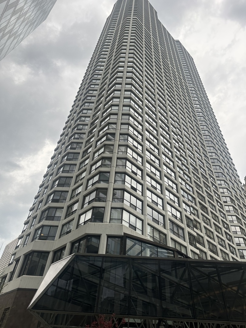 405 N Wabash Avenue #308, Chicago, IL