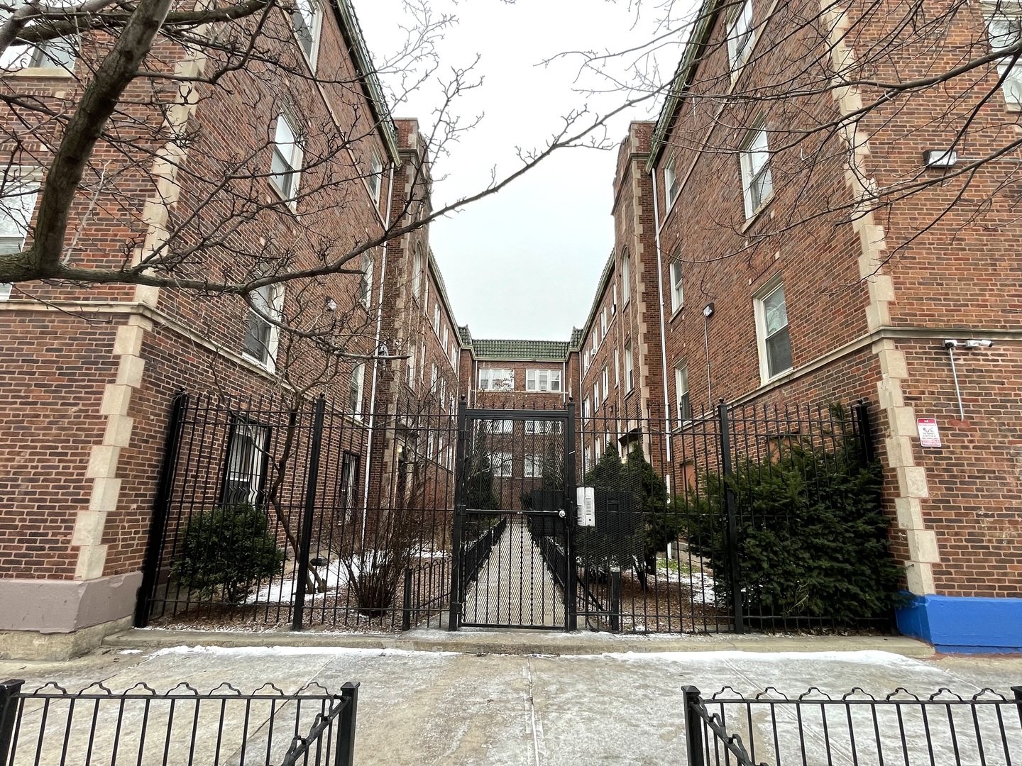 1160 N HARDING Avenue #3, Chicago, IL