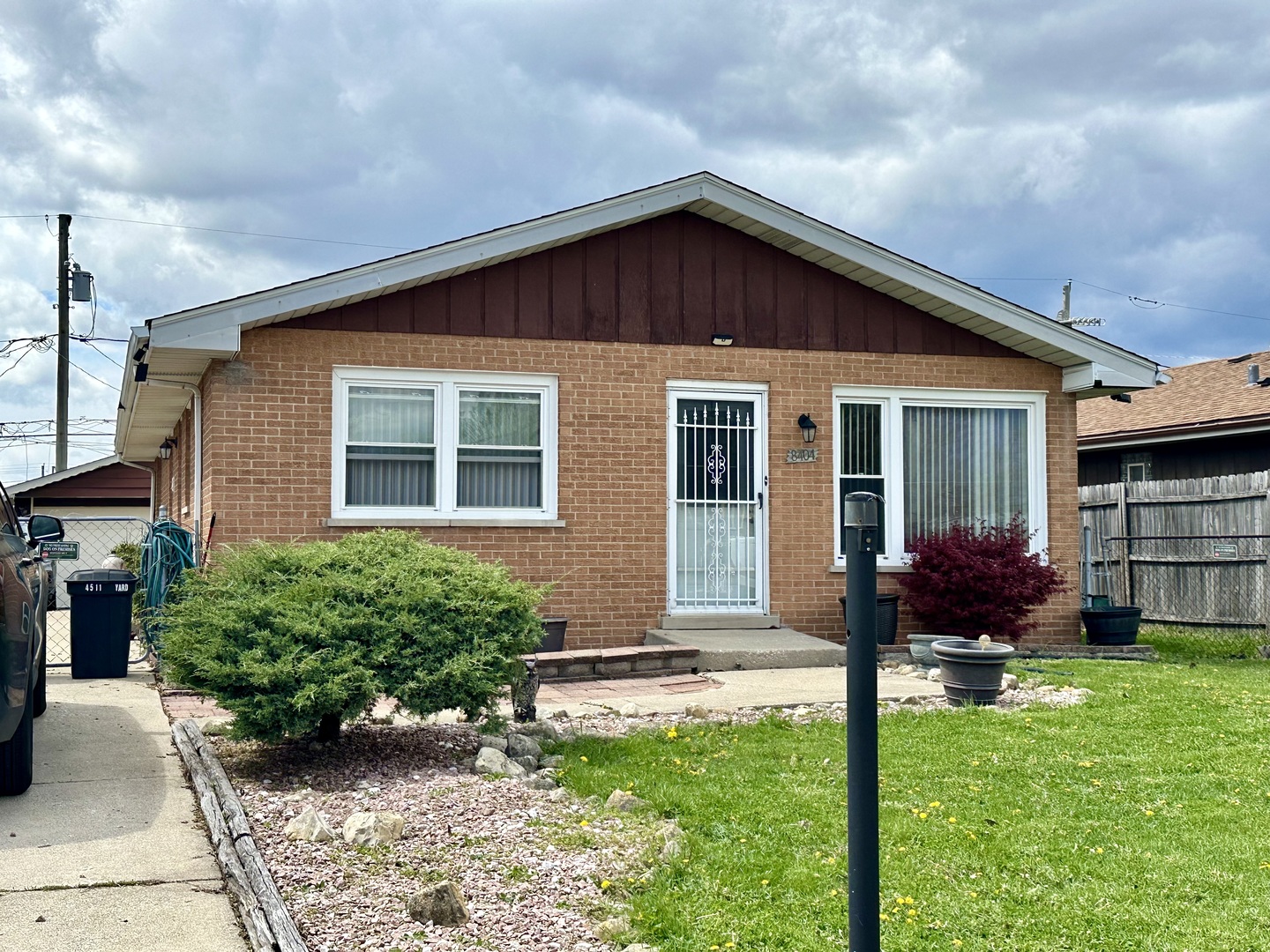 8404 S 79th Avenue, Justice, IL