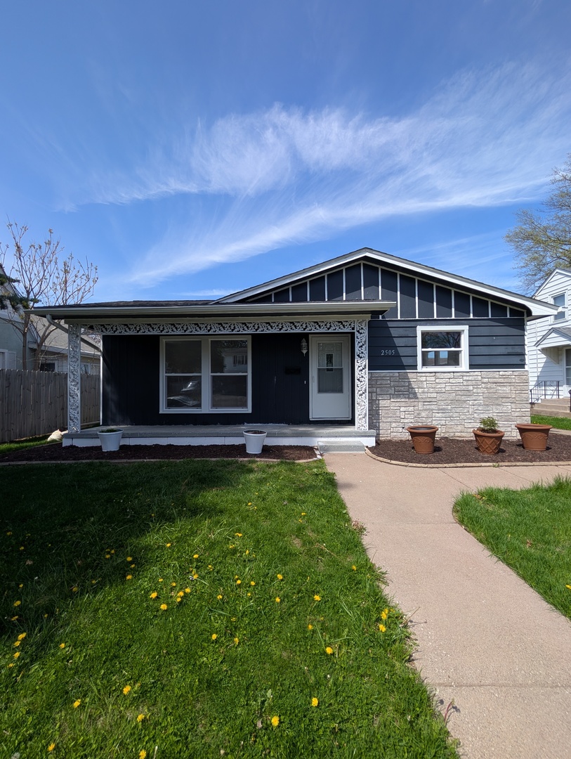 2505 23RD Avenue B Avenue, Moline, IL