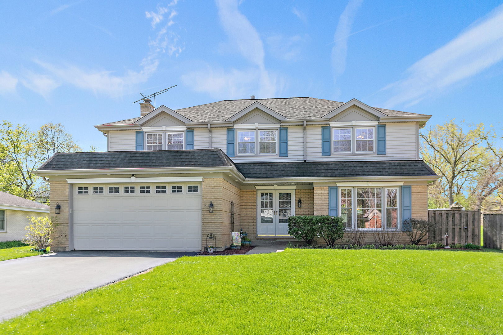 1363 W Saint James Court, Palatine, IL