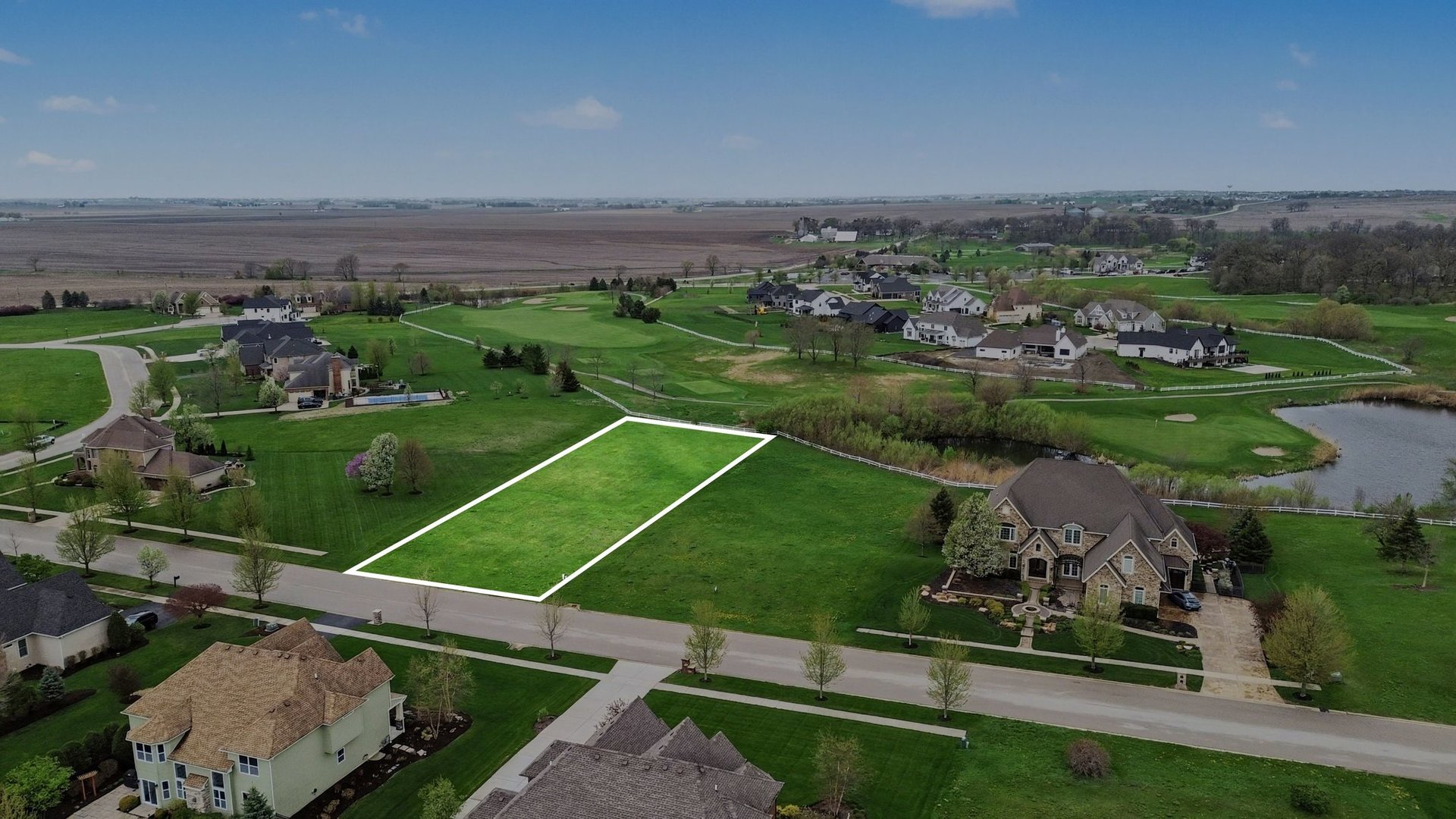 7633 Fairway Drive, Yorkville, IL