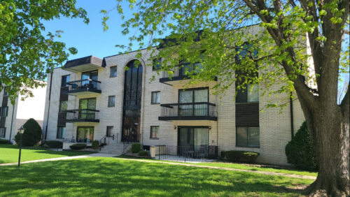 5715 129th Street #1C, Crestwood, IL