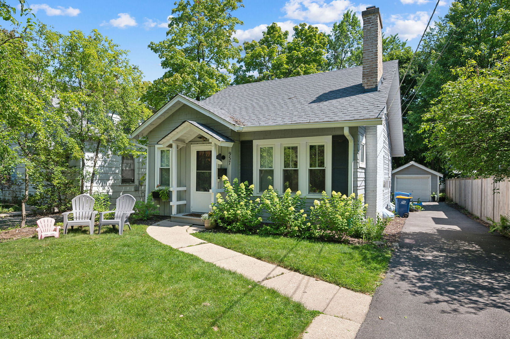 937 Pleasant Avenue, Highland Park, IL