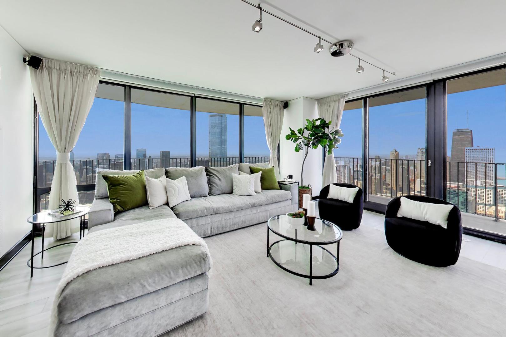 225 N Columbus Drive #7702, Chicago, IL