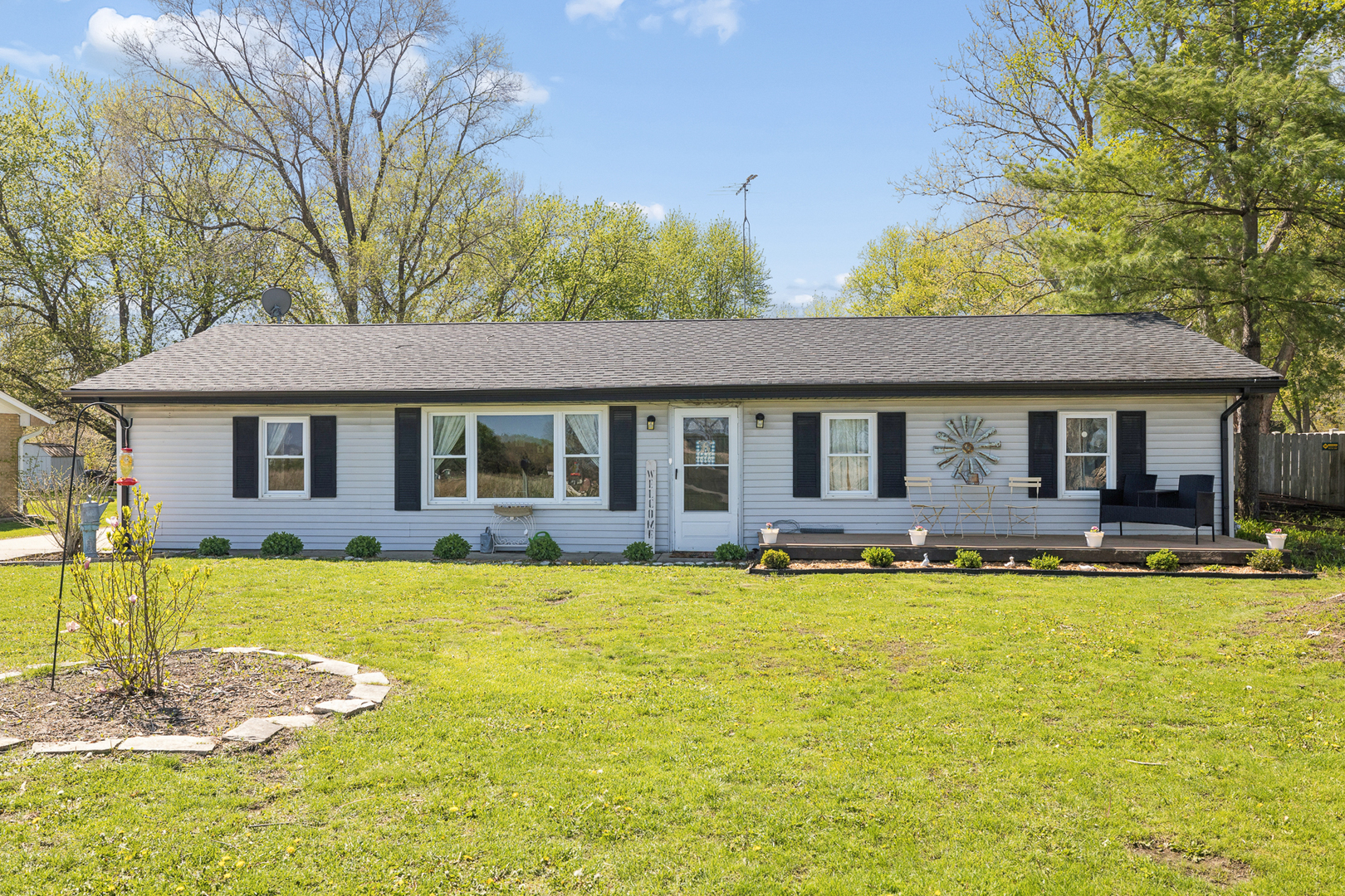 5517 Sand Ridge Road, Morris, IL