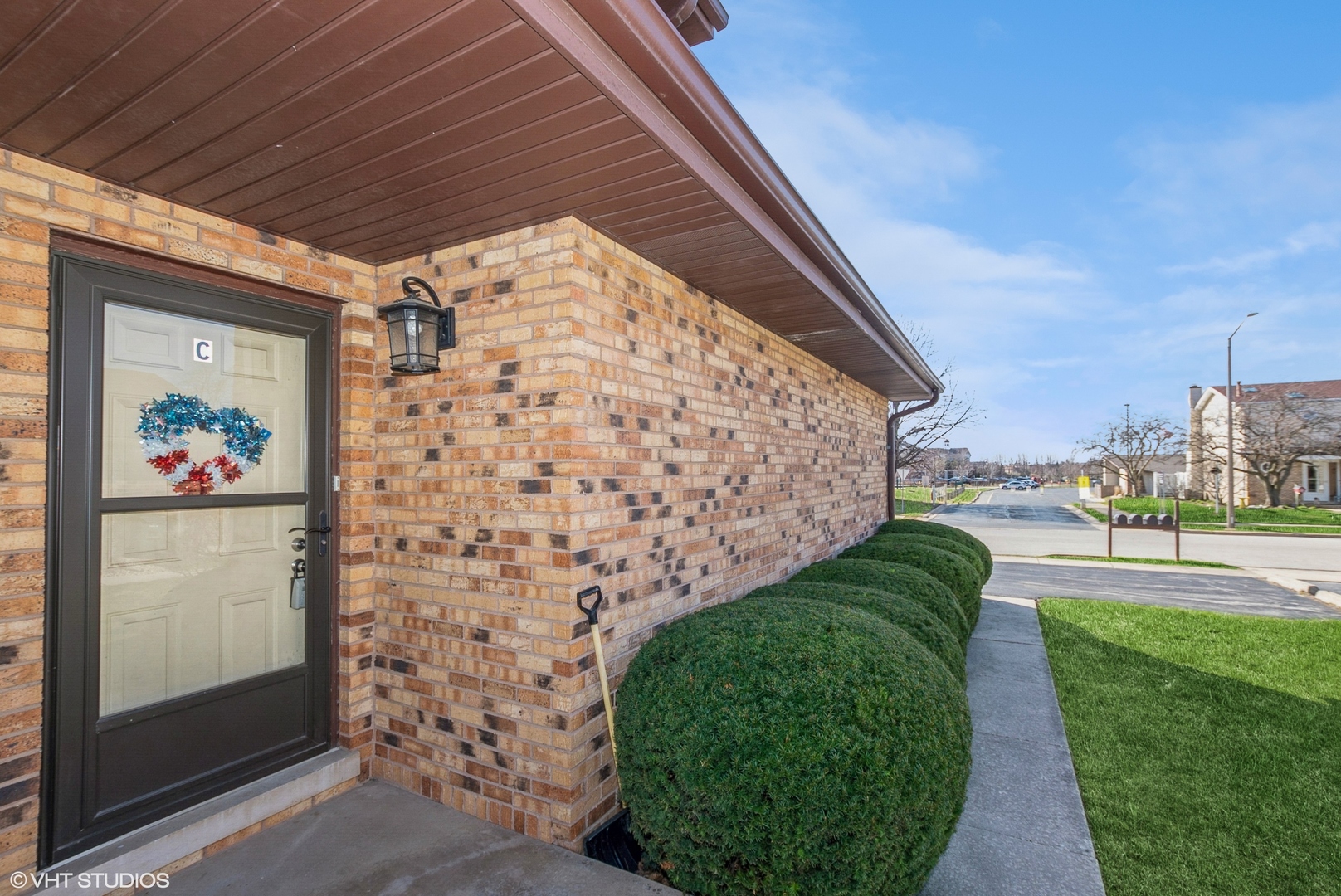 214 Manor Drive #C, New Lenox, IL