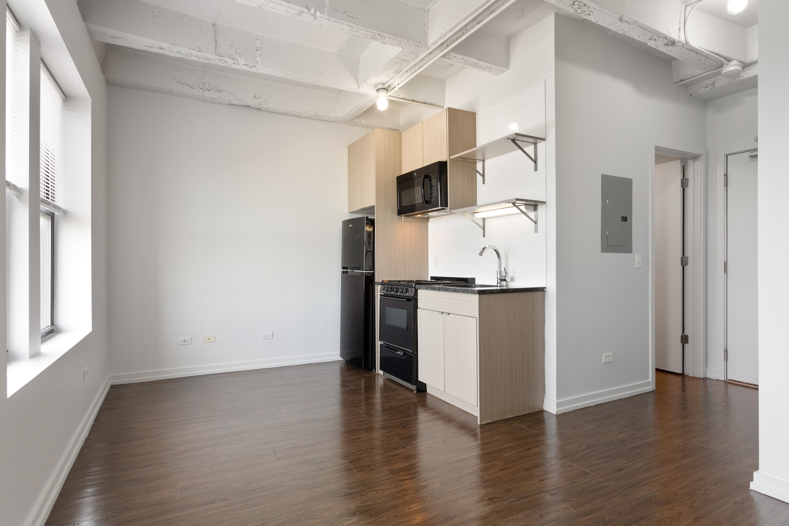1325 W Wilson Avenue #607, Chicago, IL
