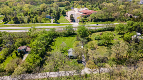 11s104 Jackson Street, Burr Ridge, IL