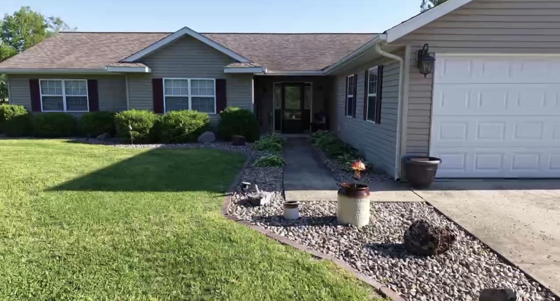 14669 Gossett Road, West Frankfort, IL