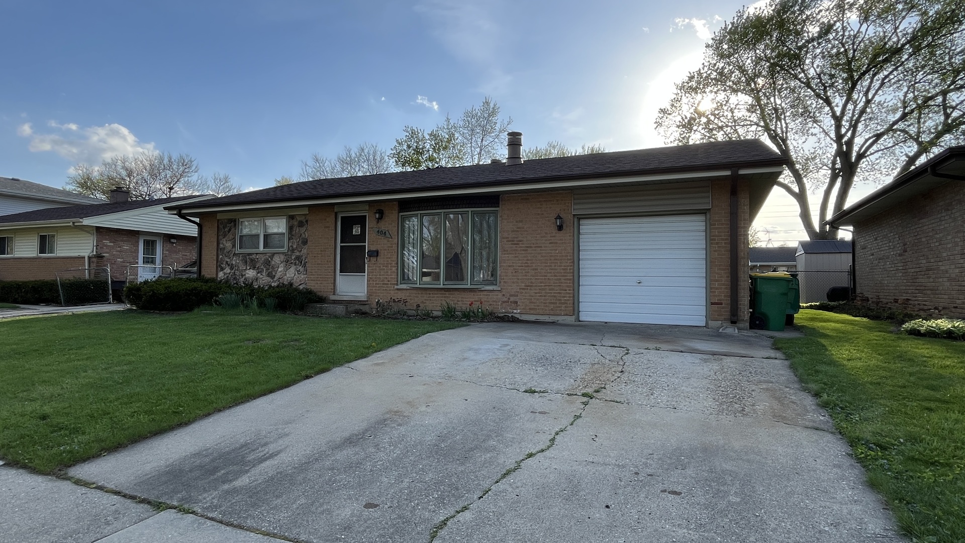 404 Jerome Place, Wheeling, IL