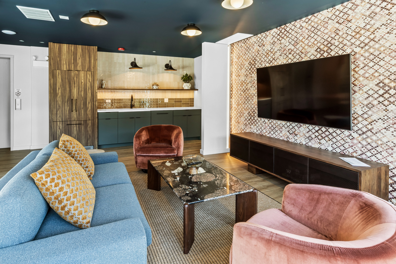 1550 W Monroe Street #306, Chicago, IL