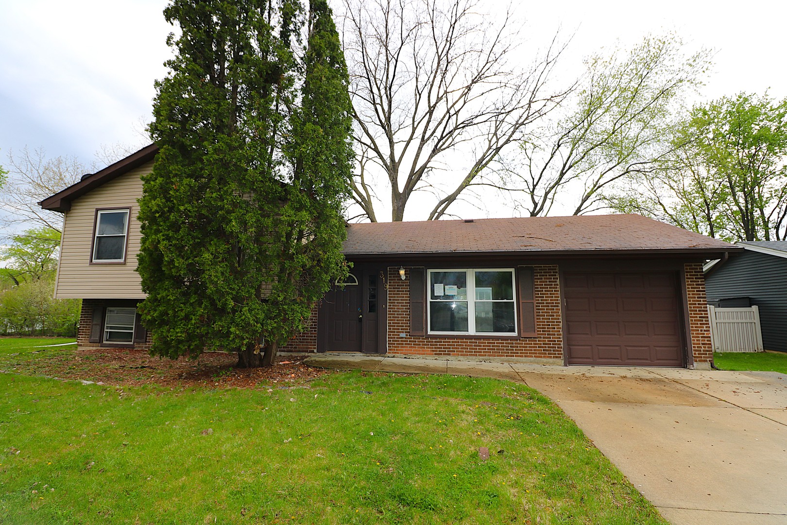 319 Dean Circle, Bolingbrook, IL
