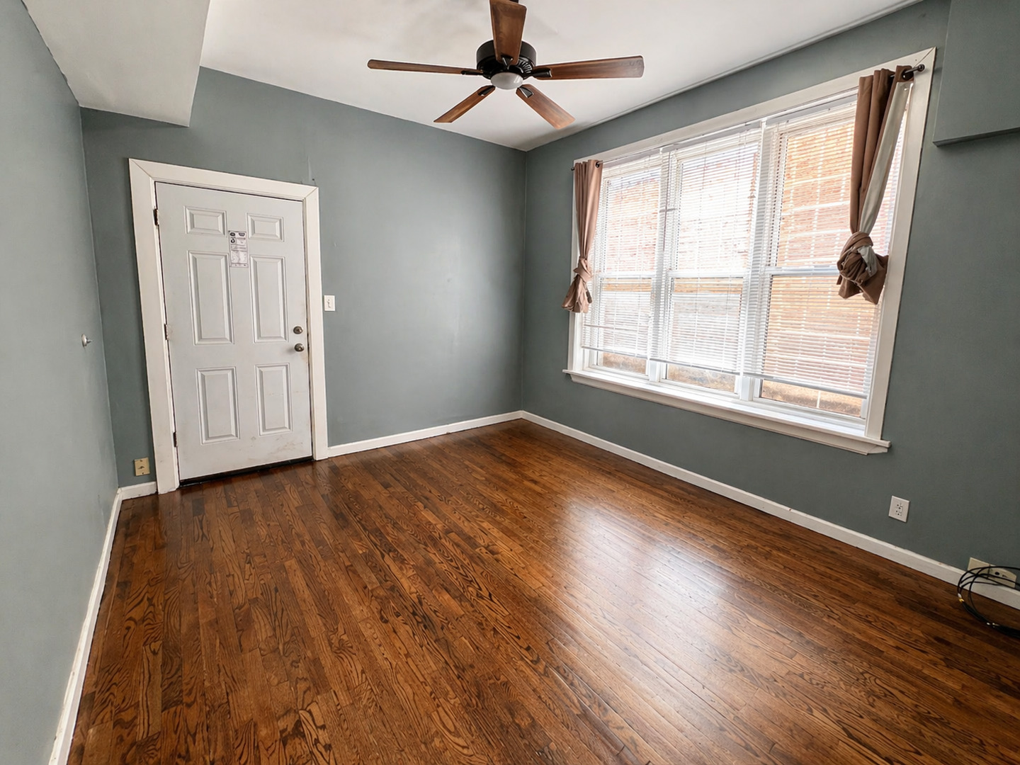 808 N Sacramento Boulevard #1R, Chicago, IL