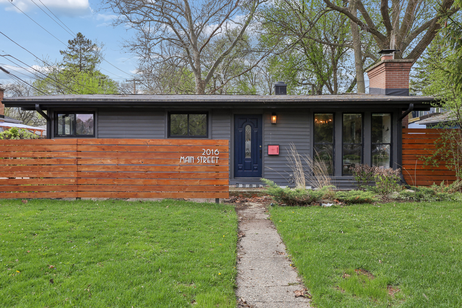 2016 Main Street, Evanston, IL