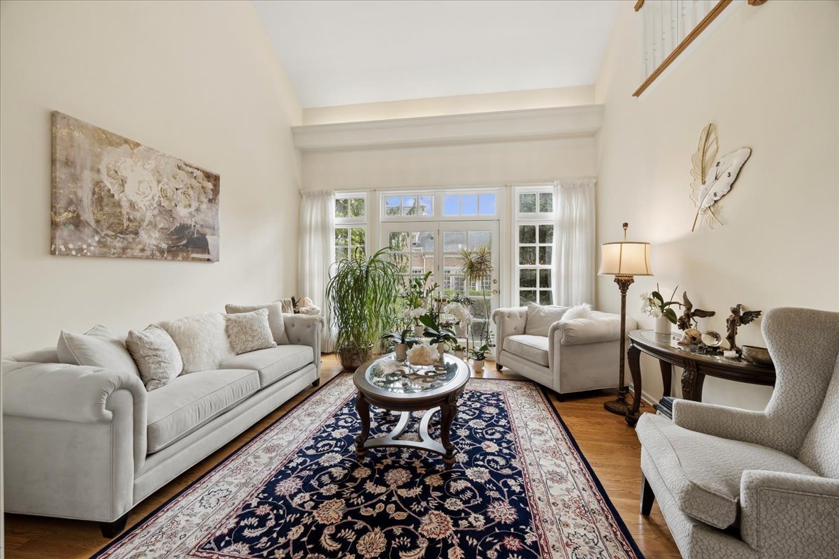 11331 W Monticello Place, Westchester, IL