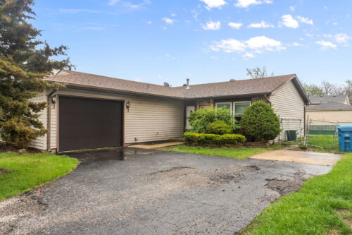 89 W SCHUBERT Avenue, Glendale Heights, IL