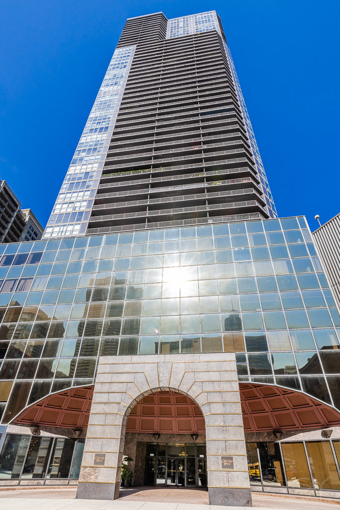 10 E ONTARIO Street #3701, Chicago, IL