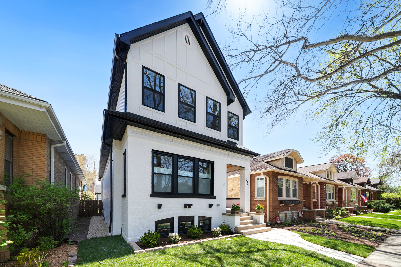 5347 N Bernard Street, Chicago, IL