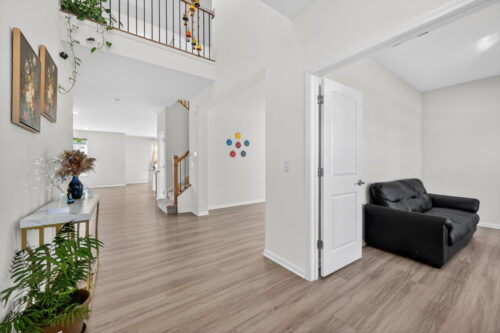 3803 Ivy Lane, Elgin, IL