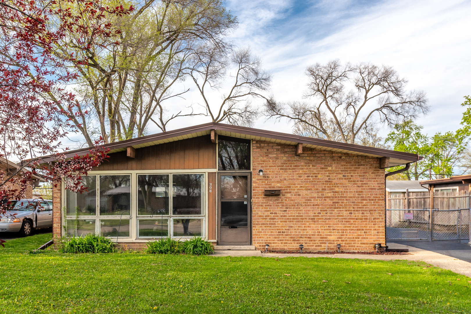 308 W Natoma Avenue, Addison, IL