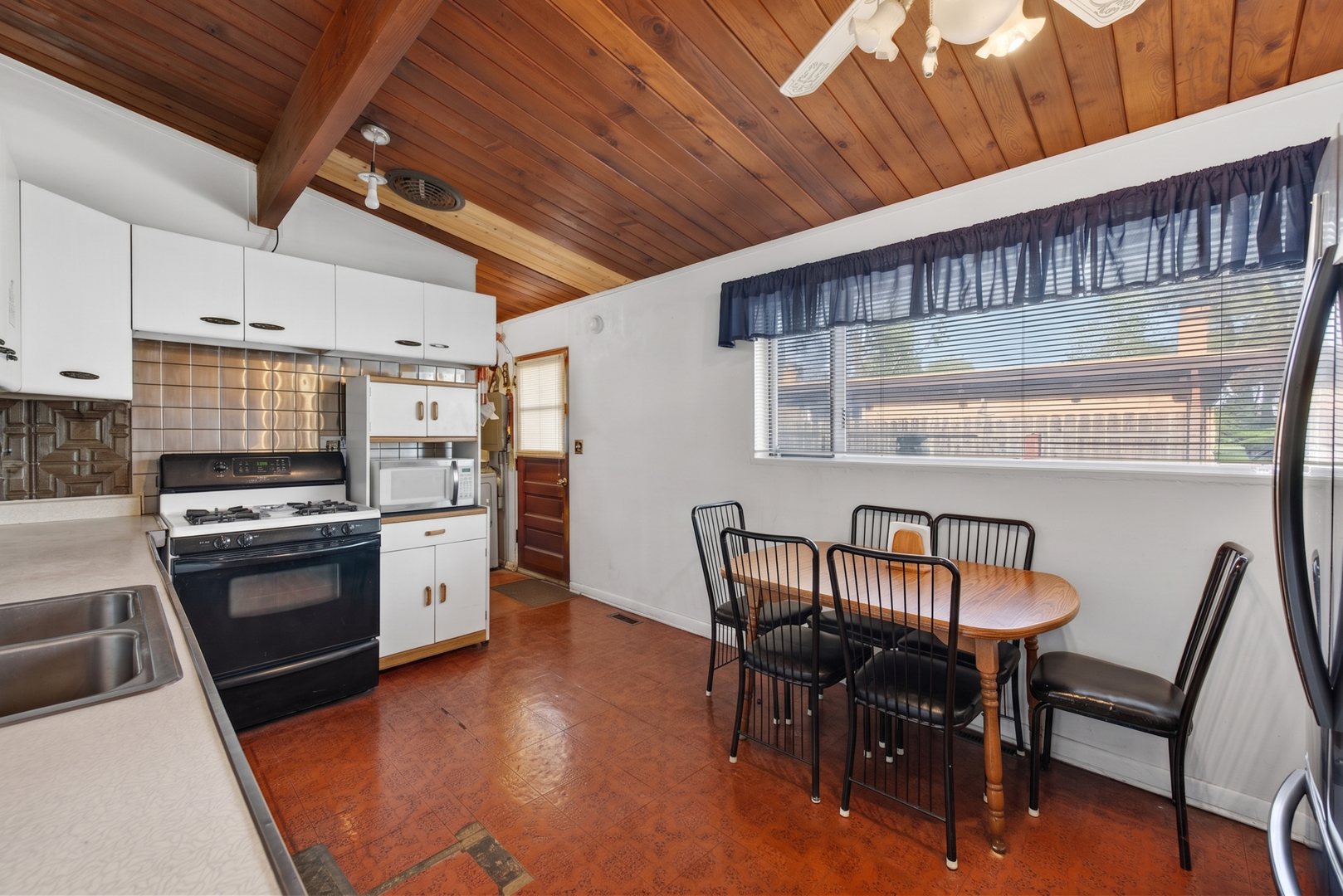 308 W Natoma Avenue, Addison, IL
