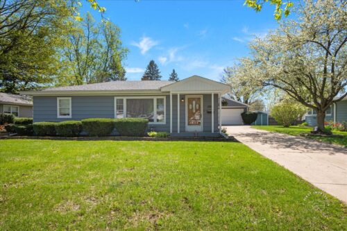 1359 Carol Place, Montgomery, IL