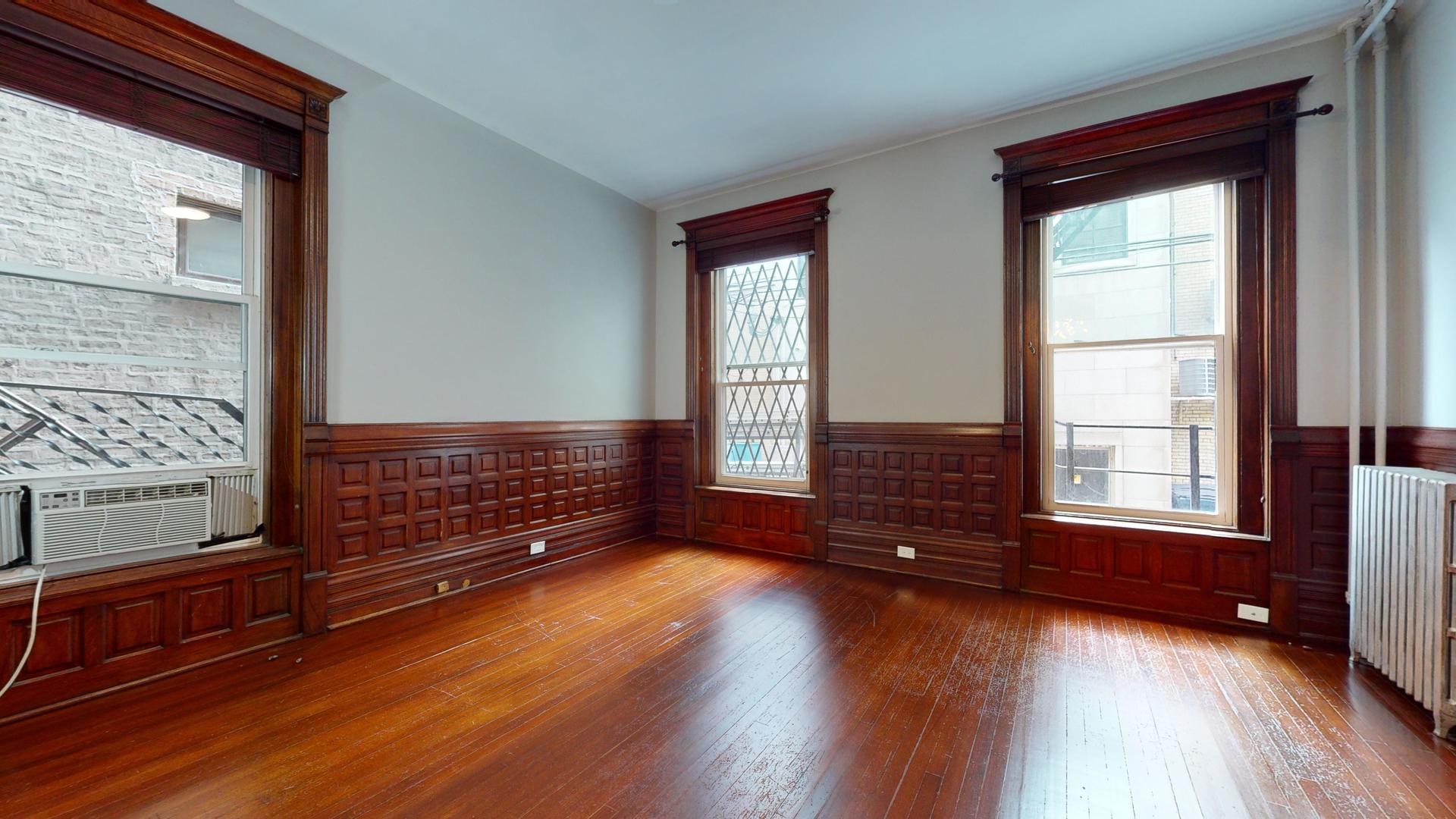 21 E DIVISION Street #1S, Chicago, IL