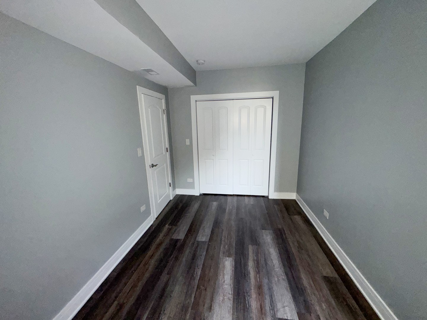 7738 S Wabash Avenue, Chicago, IL