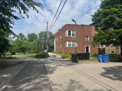 6561 N Seeley Avenue, Chicago, IL