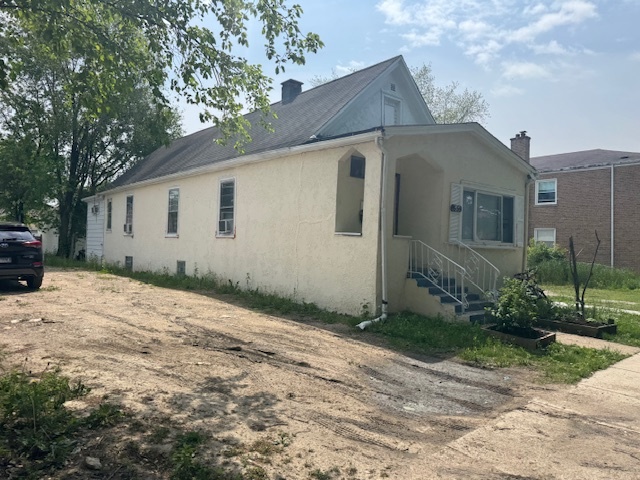 6561 N Seeley Avenue, Chicago, IL