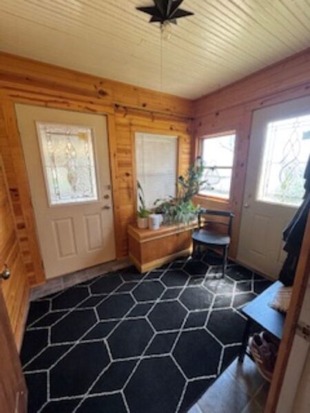 10198 E 2720 Street, Kewanee, IL