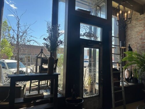 8 W Main Street, Duquoin, IL