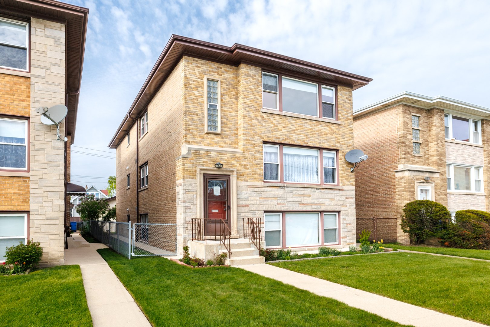 6216 W Irving Park Road #2, Chicago, IL