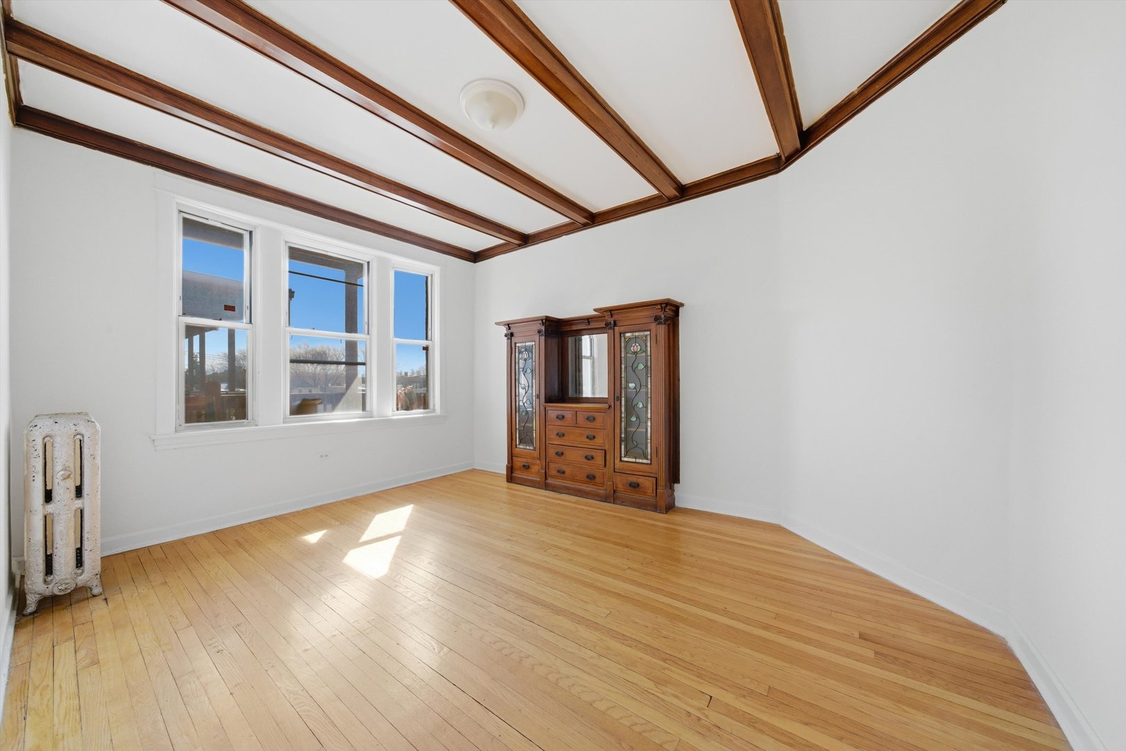 2453 N Spaulding Avenue #3, Chicago, IL