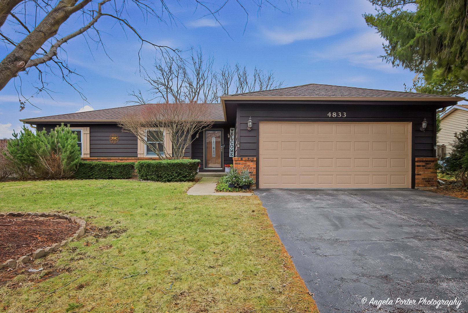 4833 Eastwood Court, Waukegan, IL