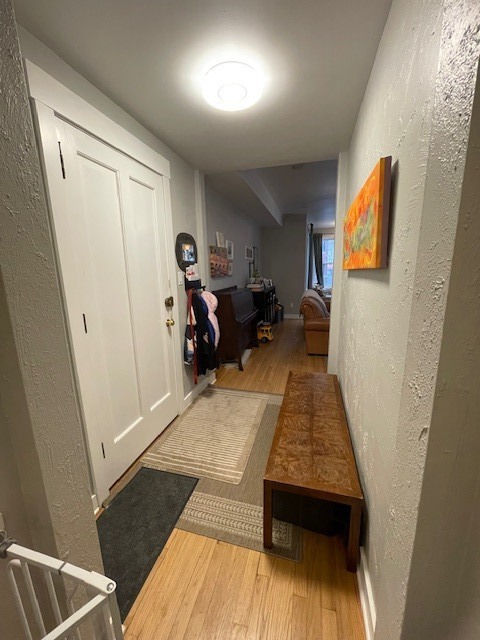 5829 N Magnolia Avenue #1, Chicago, IL