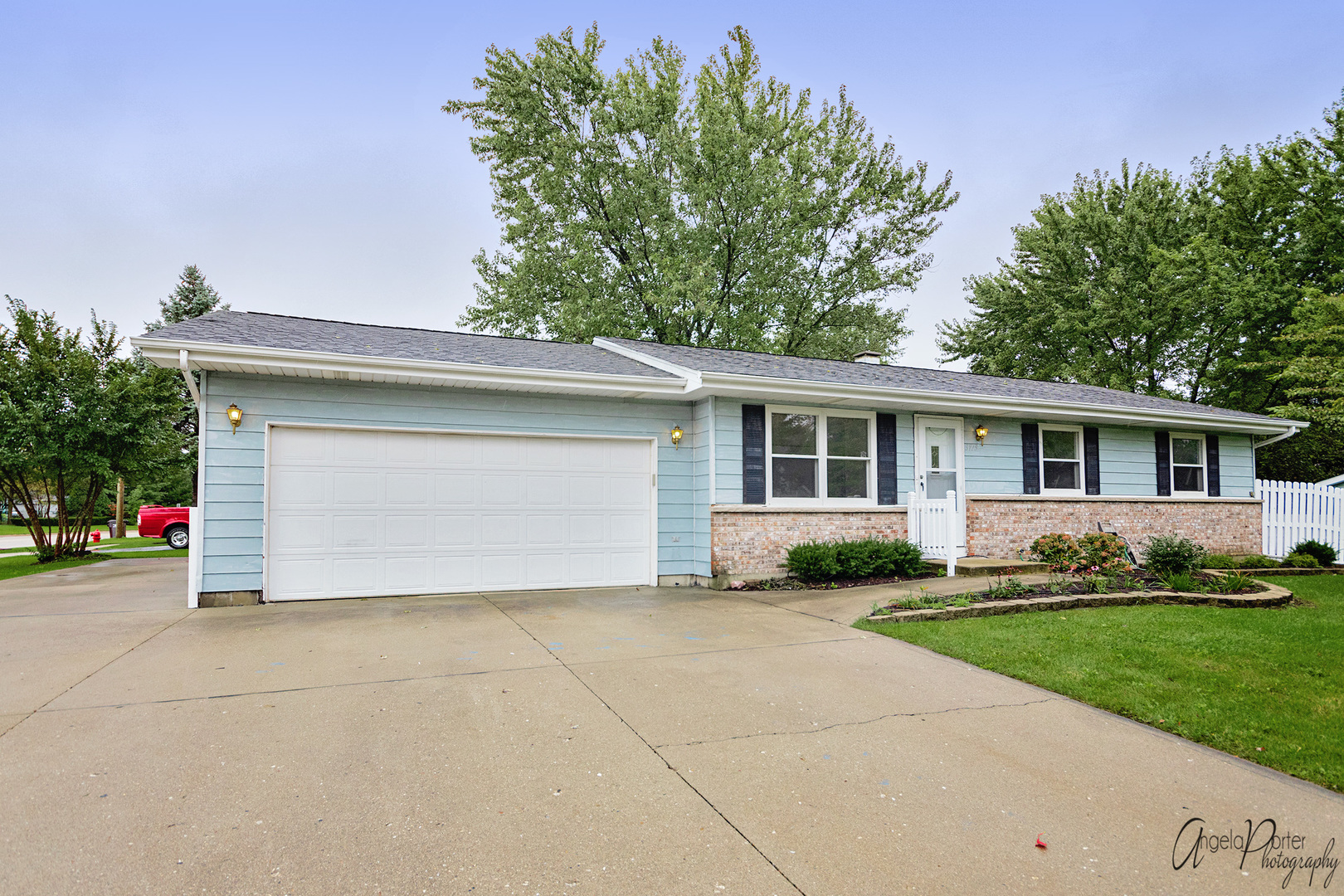 3715 W Prestwick Street, McHenry, IL