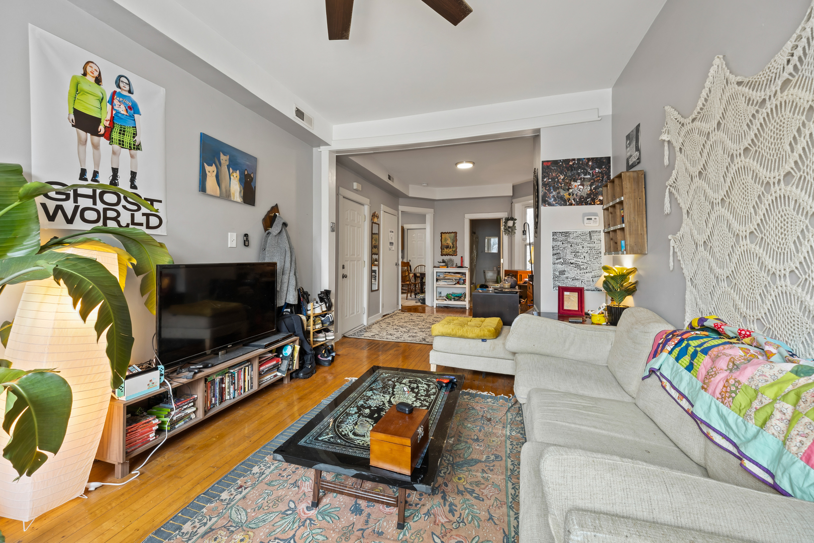 2630 W Division Street #2F, Chicago, IL