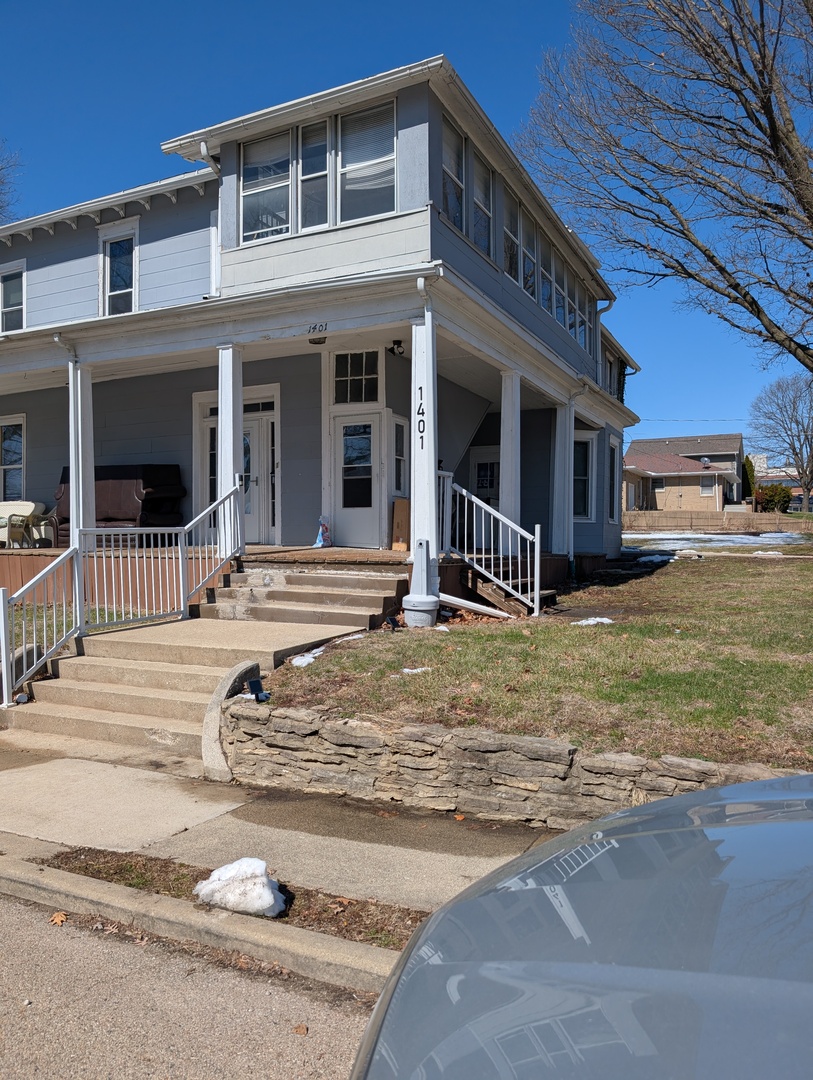 1401 Bluff Street, Peru, IL
