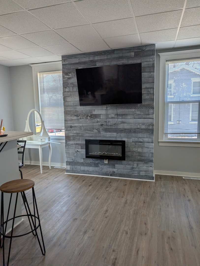 1401 Bluff Street, Peru, IL