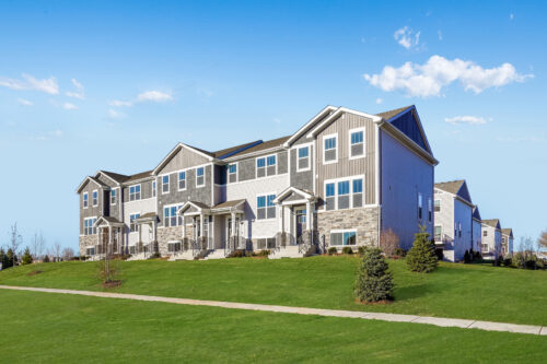 331 Settlers Place, West Dundee, IL