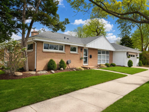 6803 N KEELER Avenue, Lincolnwood, IL