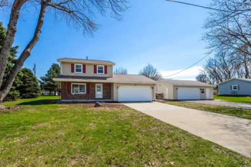 1101 S Bluff Street, Albany, IL