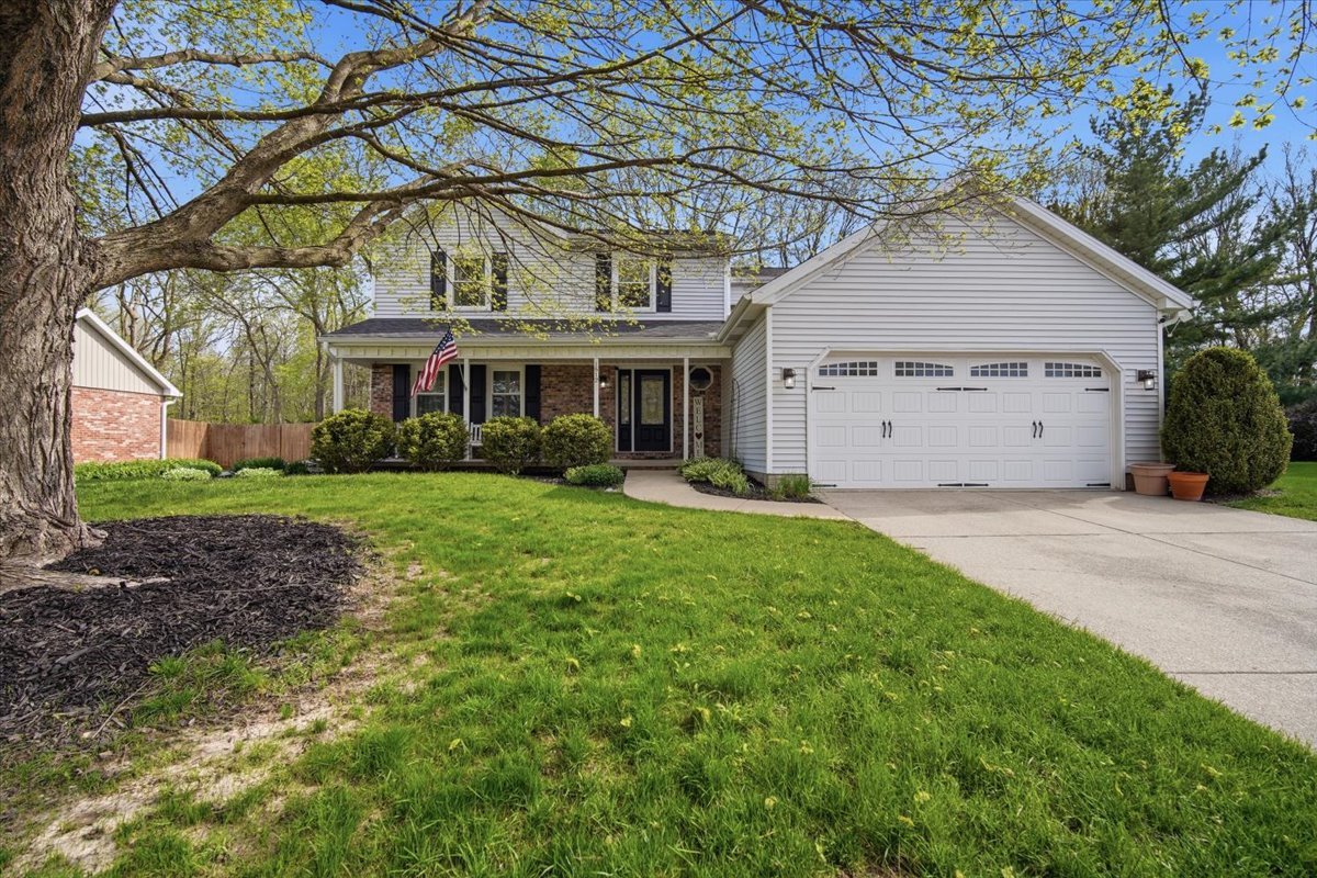 1512 Steeplechase Drive, Bloomington, IL